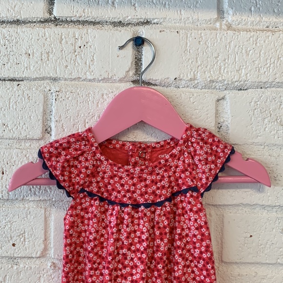 Pink flowered romper - Picture 2 of 3